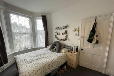 4 bed house, Glen Park Avenue, North Hill, Plymouth, PL46BA - Image 4